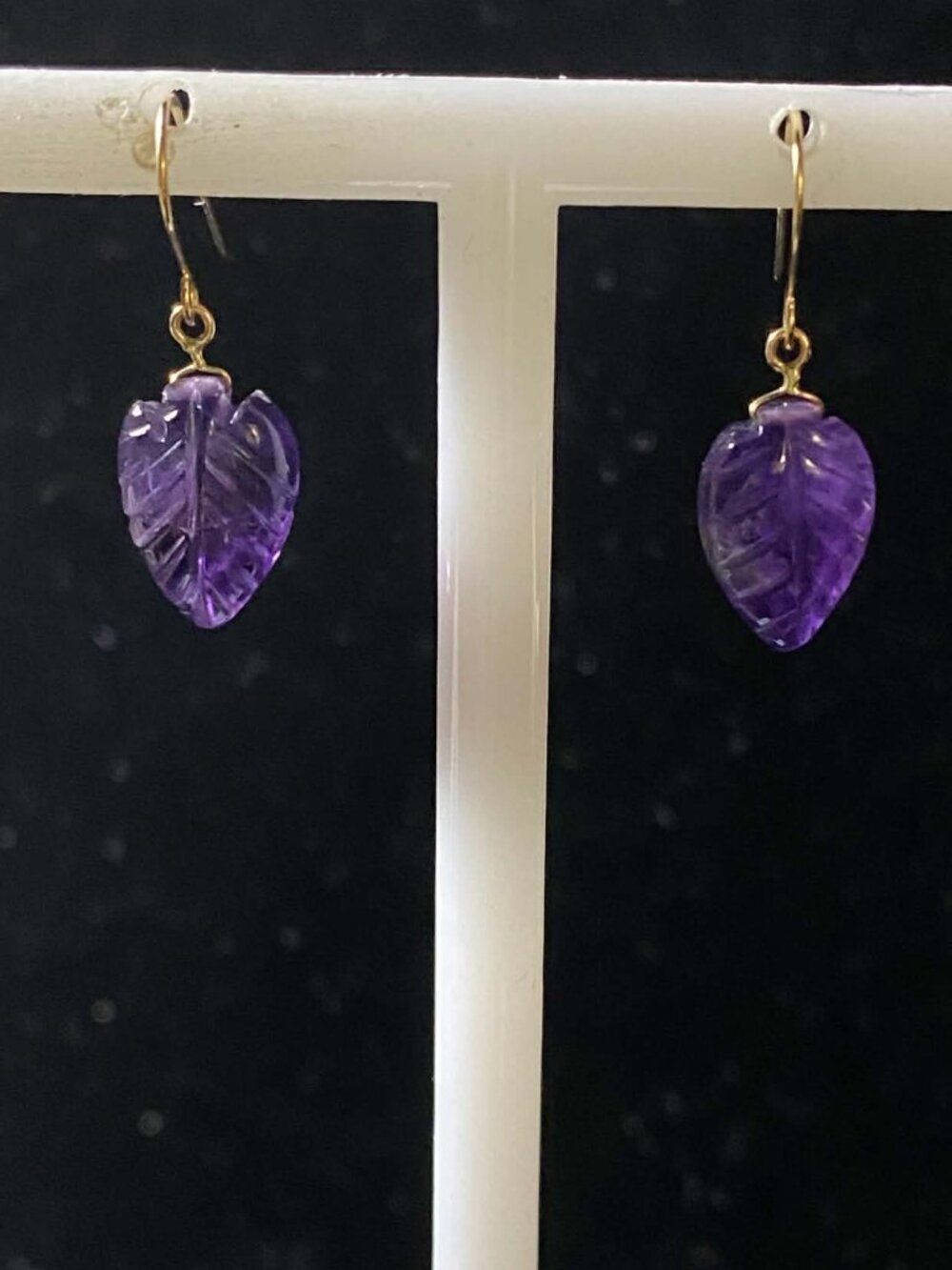 10K GOLD Appraised $650 Genuine Carved Purple Amethyst February Pear Earrings